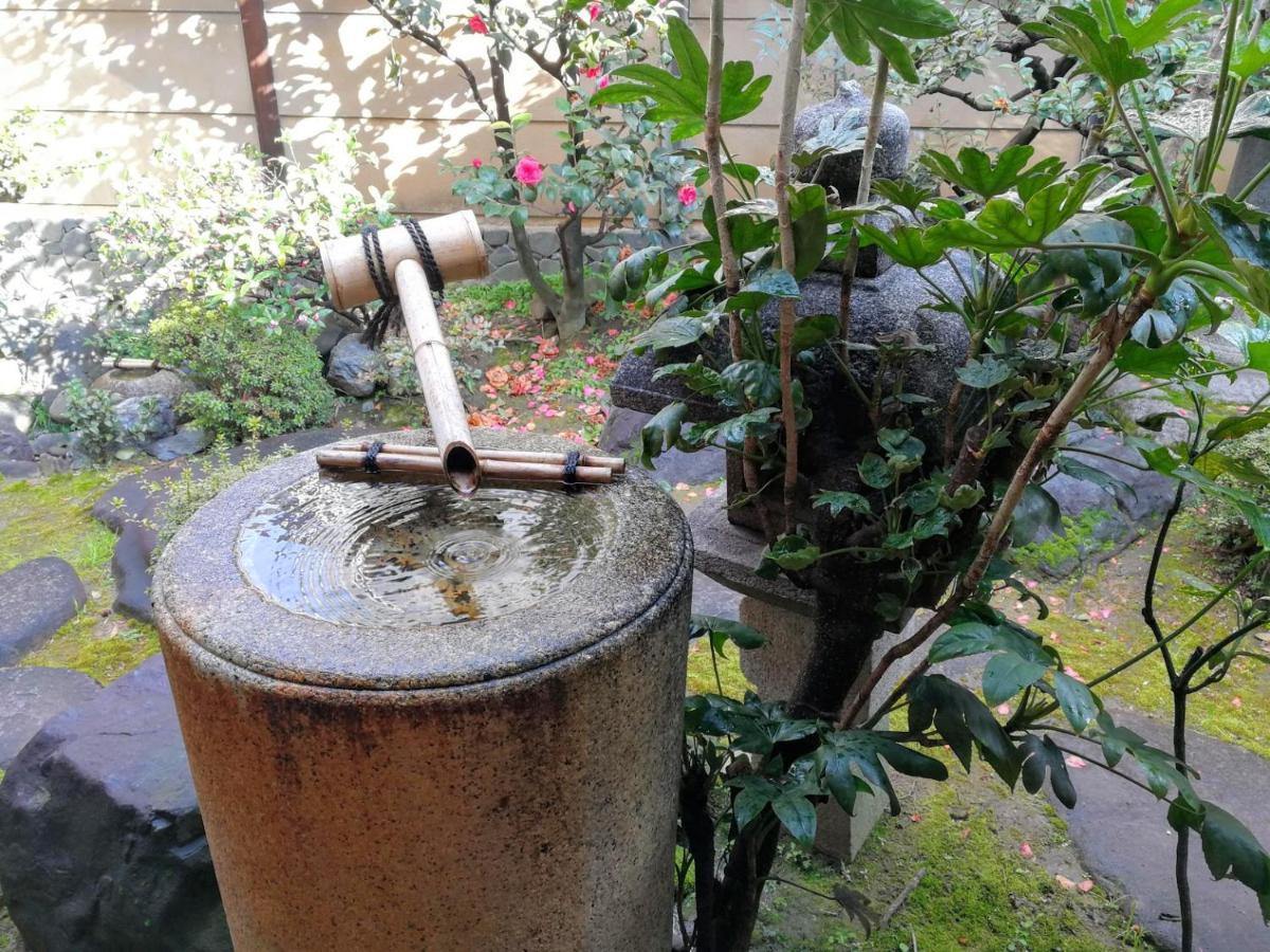 京都二条城近く京町屋120年の歴史に泊まる Zewnętrze zdjęcie